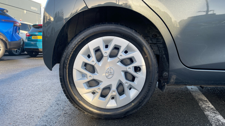 Toyota Aygo 1.0 VVT-i X-Play 5dr Petrol Hatchback